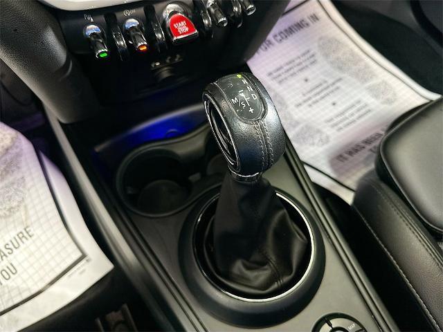 Photo of 2018 Island Blue Metallic MINI Countryman