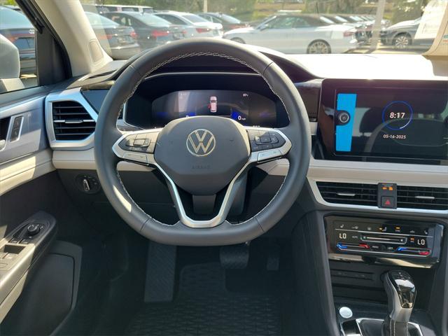 Photo of 2025 Silver Metallic Volkswagen Taos