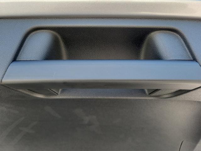 Photo of 2025 Silver Metallic Volkswagen Taos