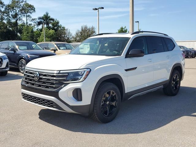 Photo of 2025 Pure White Volkswagen Atlas