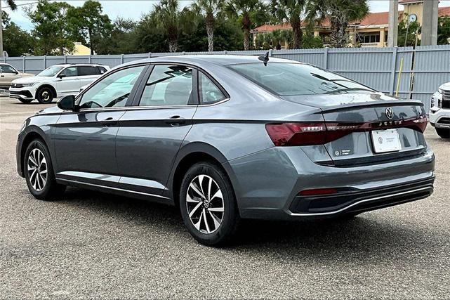 Photo of 2025 Platinum Volkswagen Jetta