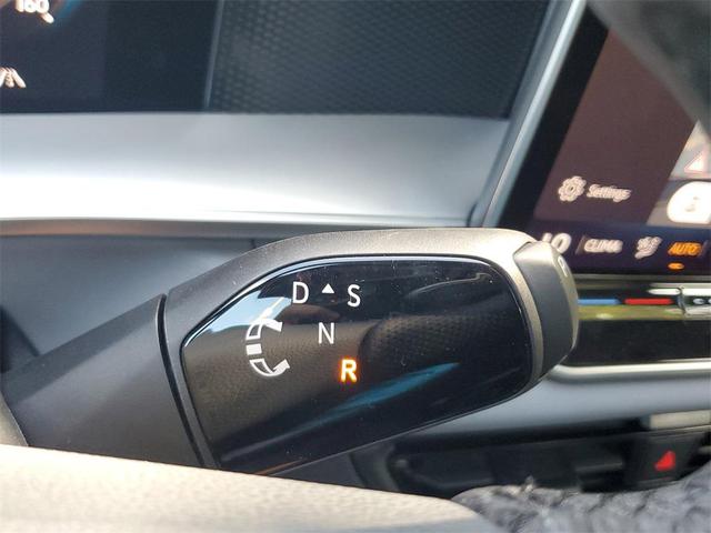 Photo of 2025 Deep Black Pearl Volkswagen Tiguan