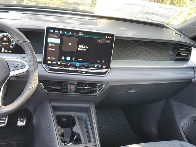 Photo of 2025 Deep Black Pearl Volkswagen Tiguan