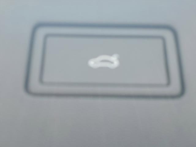Photo of 2025 Pure White Volkswagen Tiguan