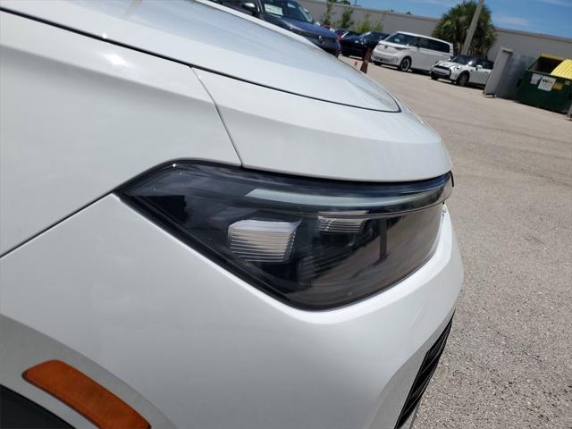 Photo of 2025 Pure White Volkswagen Tiguan