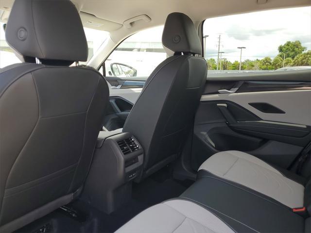 Photo of 2025 Pure White Volkswagen Tiguan