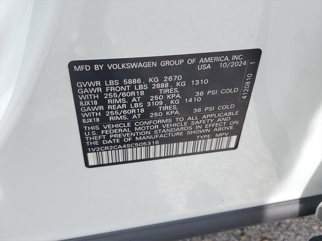 Photo of 2025 Pure White Volkswagen Atlas