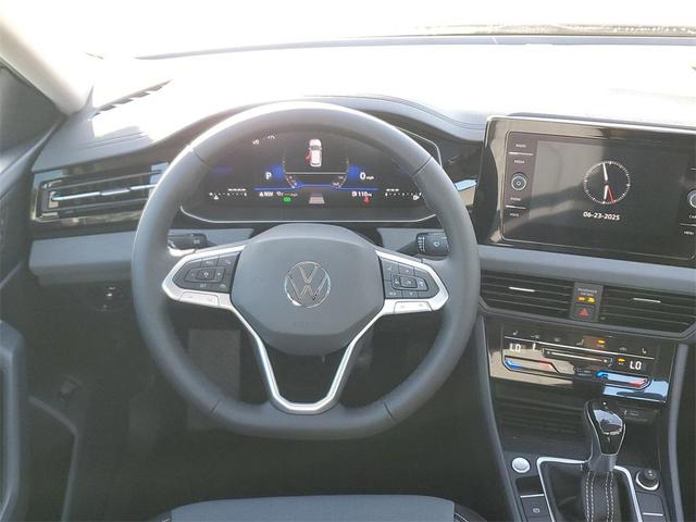 Photo of 2025 Platinum Volkswagen Jetta