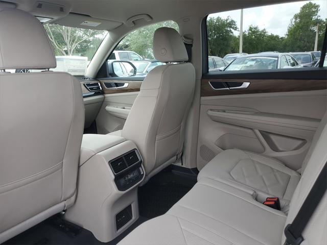 Photo of 2025 Mist Volkswagen Atlas