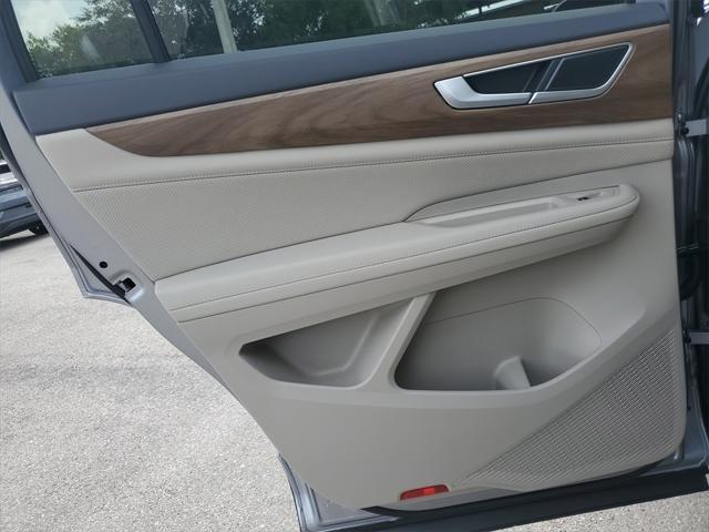 Photo of 2025 Mist Volkswagen Atlas