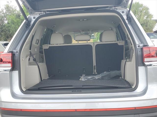 Photo of 2025 Mist Volkswagen Atlas