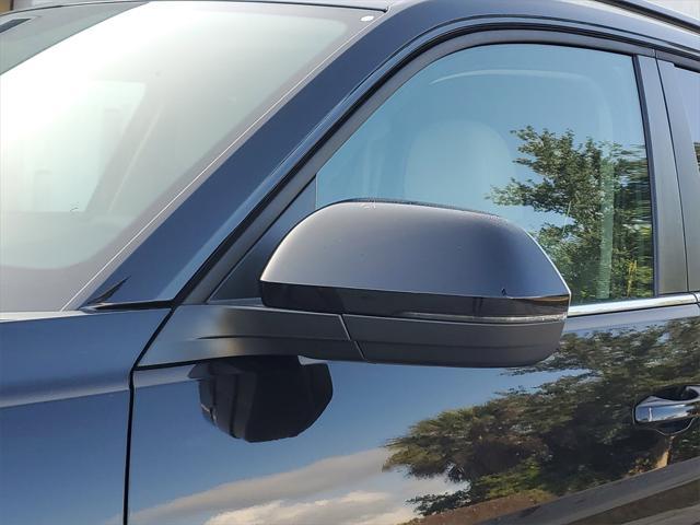 Photo of 2025 Deep Black Pearl Volkswagen Atlas