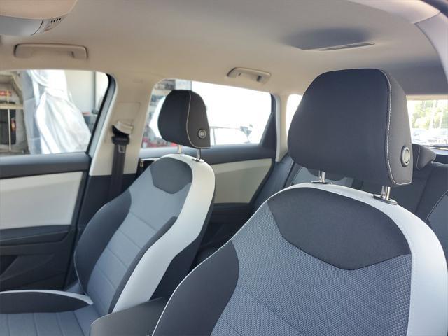 Photo of 2025 Silver Metallic Volkswagen Taos