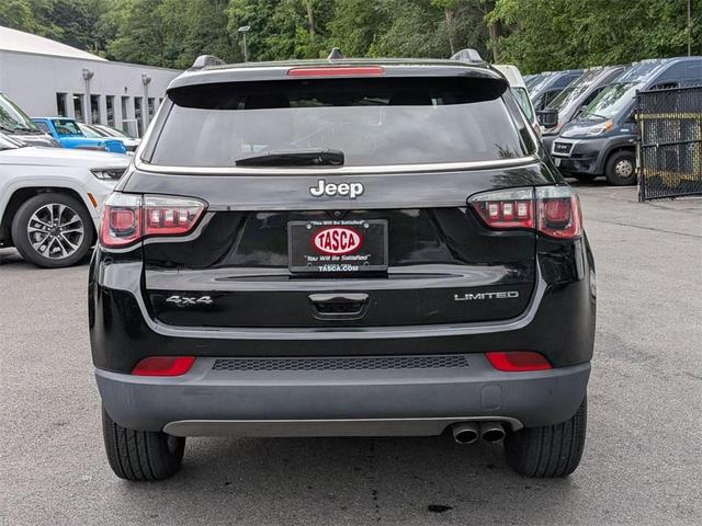 Photo of 2020 Diamond Black Jeep Compass