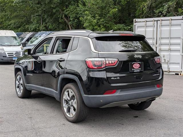 Photo of 2020 Diamond Black Jeep Compass