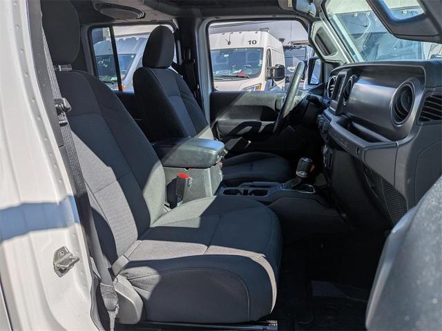 Photo of 2021 Bright White Clearcoat Jeep Wrangler Unlimited