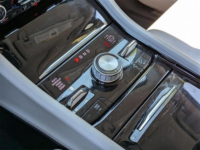 Photo of 2022 Rocky Mountain Pearlcoat Jeep Grand Cherokee L