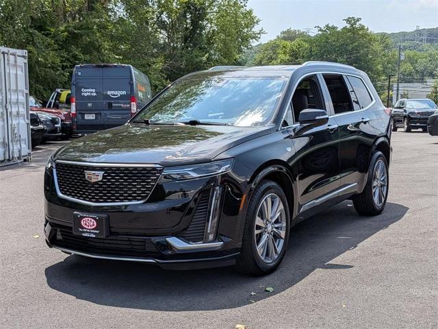 Photo of 2024 Stellar Black Metallic Cadillac XT6
