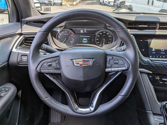 Photo of 2024 Stellar Black Metallic Cadillac XT6