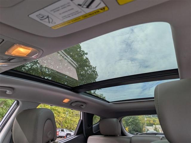 Photo of 2018 Frost White Pearl Hyundai Santa Fe Sport