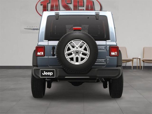 Photo of 2025 Anvil Clearcoat Jeep Wrangler