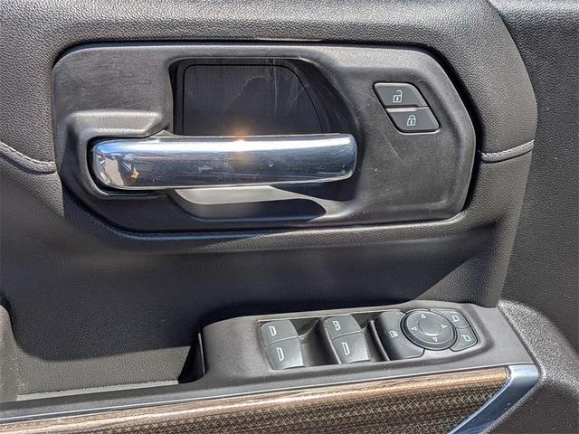 Photo of 2022 Northsky Blue Metallic Chevrolet Silverado 2500