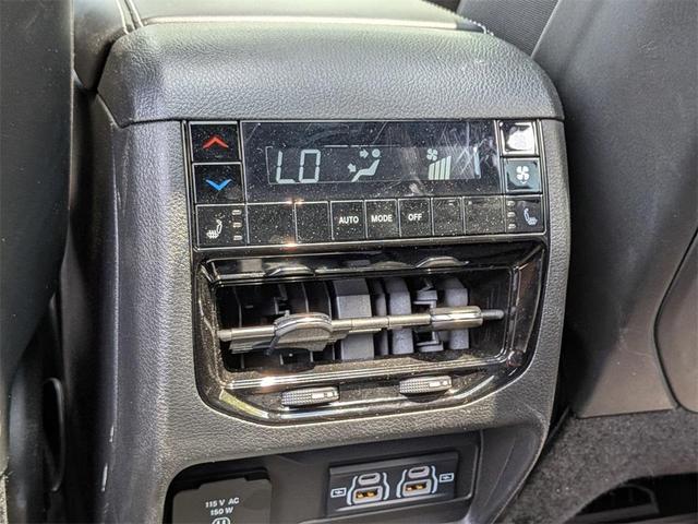 Photo of 2025 Diamond Black Jeep Grand Cherokee L