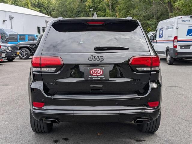 Photo of 2021 Diamond Black Jeep Grand Cherokee