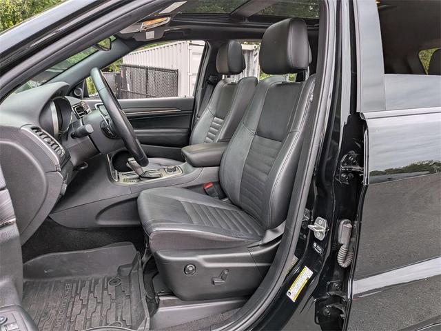 Photo of 2021 Diamond Black Jeep Grand Cherokee