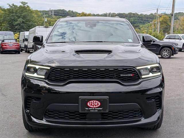 Photo of 2026 DB Black Crystal Clearcoat Dodge Durango