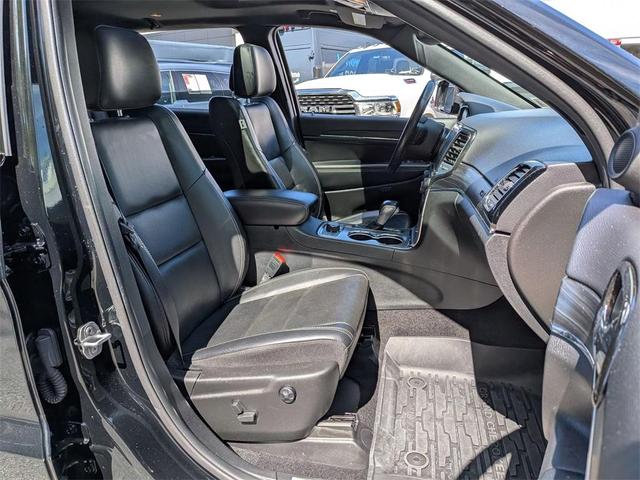 Photo of 2021 Diamond Black Jeep Grand Cherokee