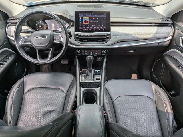 Photo of 2022 Bright White Clearcoat Jeep Compass