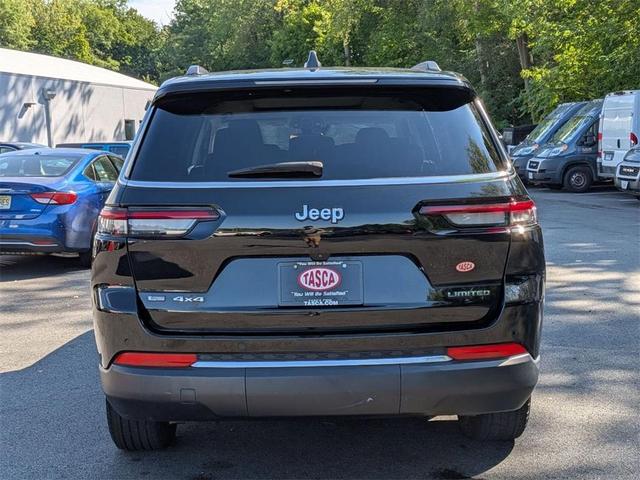 Photo of 2022 Diamond Black Jeep Grand Cherokee L