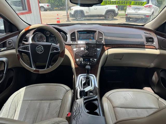 Photo of 2012 White Buick Regal
