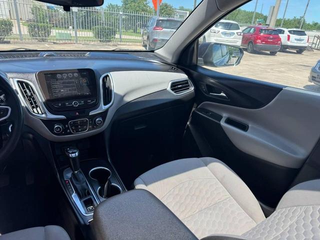 Photo of 2018 Blue Chevrolet Equinox