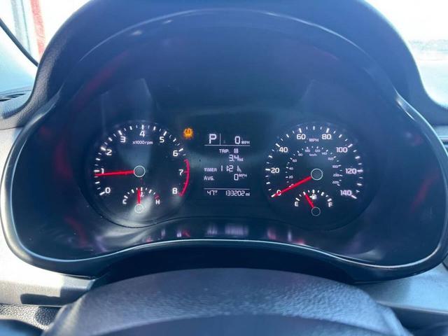 Photo of 2019 Silver Kia Rio
