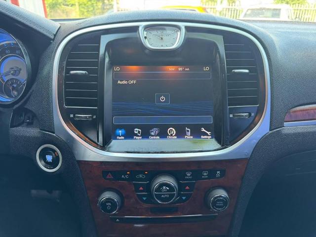 Photo of 2014 Red Chrysler 300