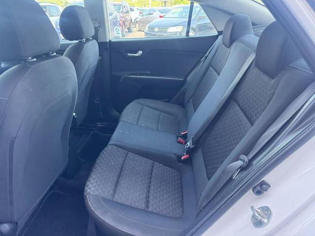 Photo of 2020 White Kia Rio