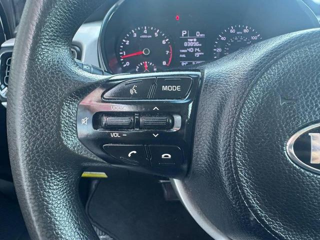 Photo of 2020 White Kia Rio