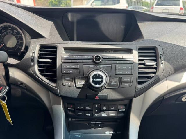 Photo of 2009 Black Acura TSX