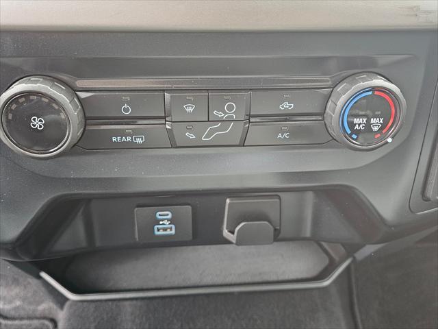 Photo of 2023 Oxford White Ford F-150