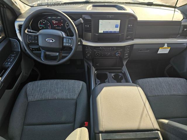 Photo of 2026 Oxford White Ford F-350