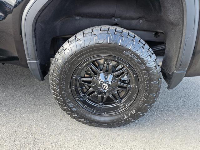 Photo of 2023 Onyx Black GMC Sierra 1500