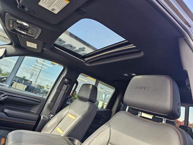 Photo of 2023 Onyx Black GMC Sierra 1500