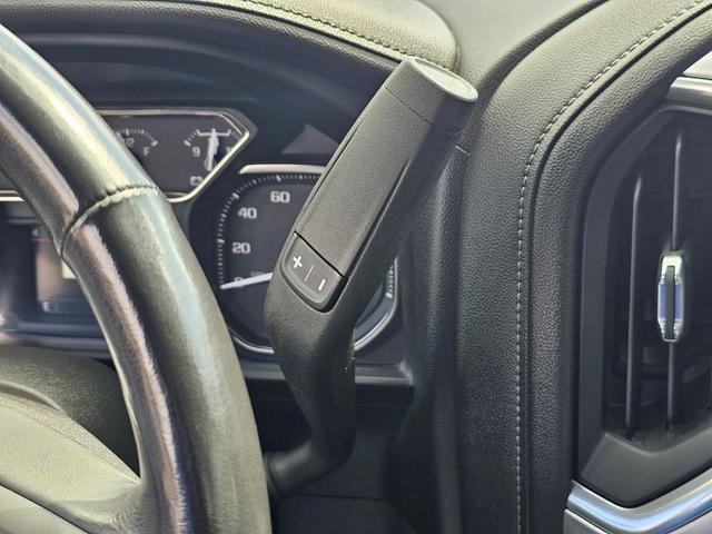 Photo of 2020 Summit White GMC Sierra 1500