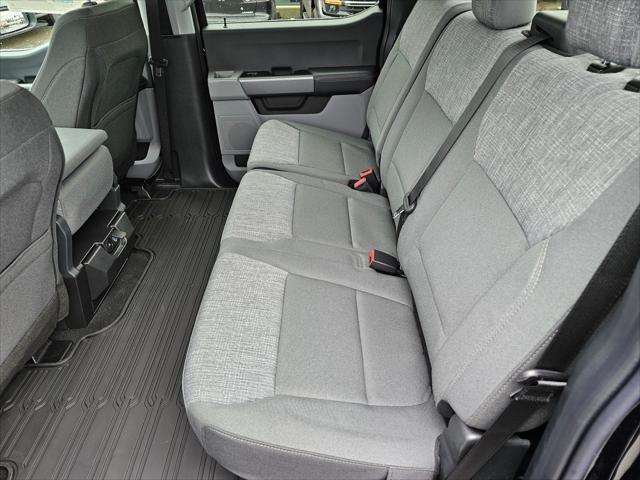 Photo of 2025 Antimatter Blue Metallic Ford F-250
