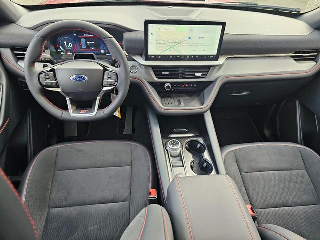 Photo of 2025 Rapid Red Metallic Tinted Clearcoat Ford Explorer