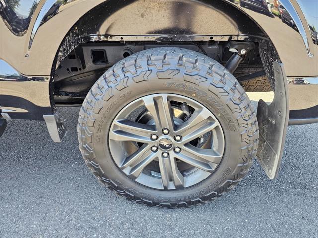 Photo of 2022 Agate Black Metallic Ford F-150