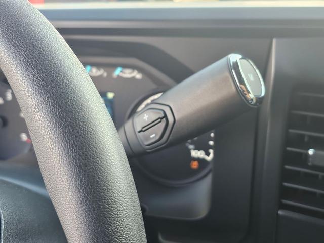 Photo of 2026 Oxford White Ford F-350