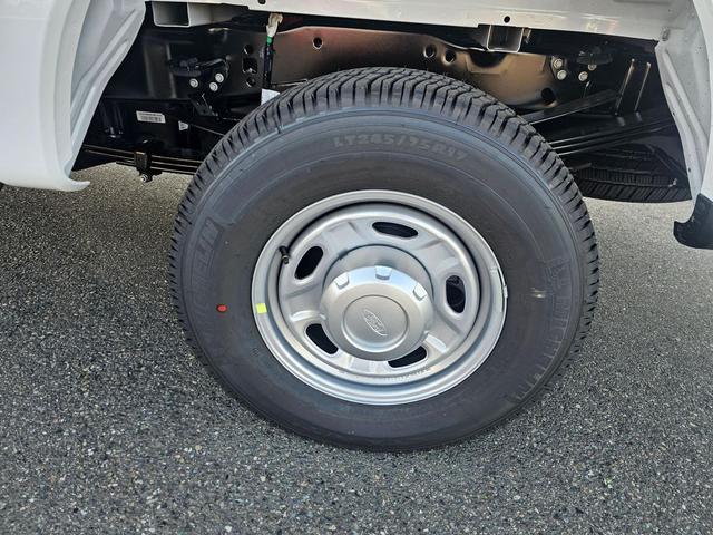 Photo of 2026 Oxford White Ford F-350